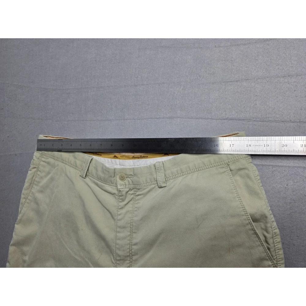 Tommy Bahama Chino Shorts Men's 36 Khaki Cotton Flat Front Slash Pocket Casual